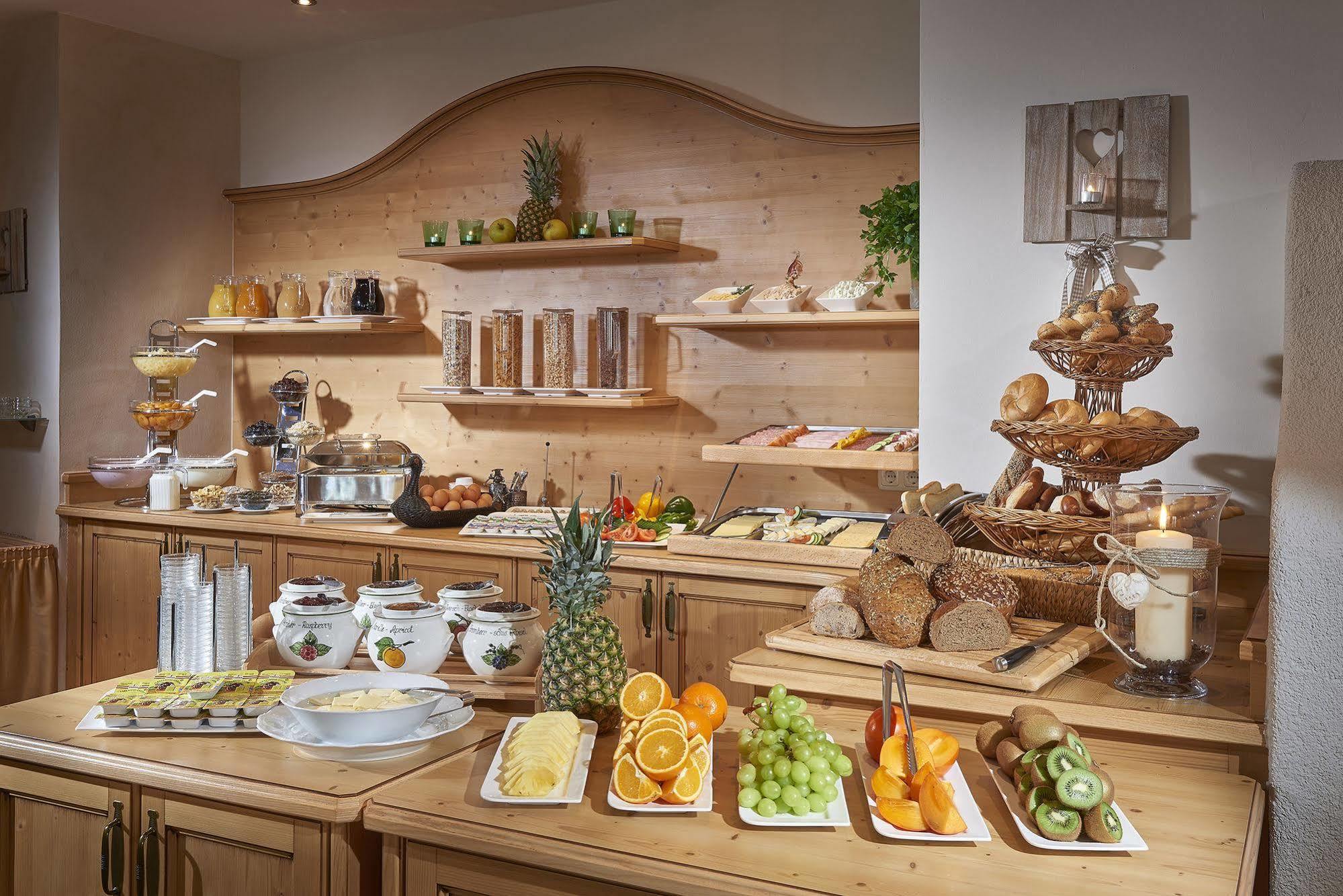 Fruehstueckshotel Birkenhof راوريس المظهر الخارجي الصورة